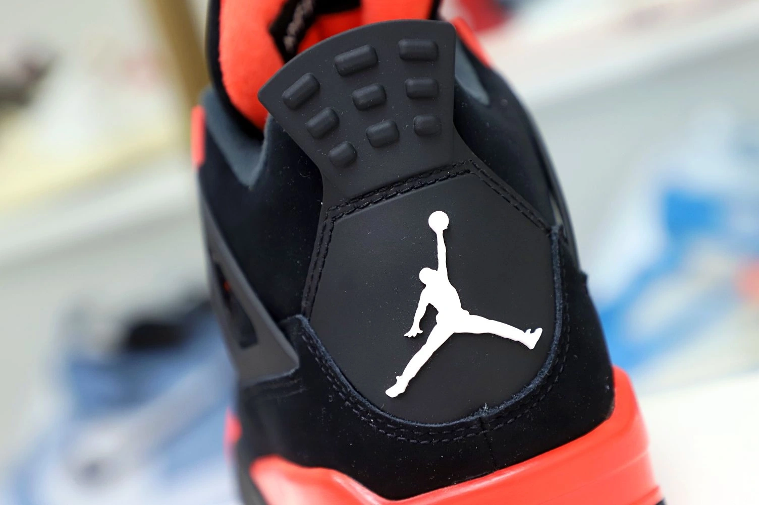 AIR 'RED RETRO 4 JORDAN THUNDER' 0905